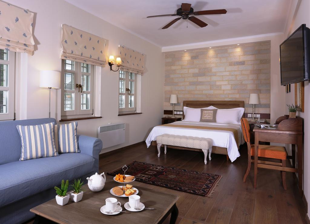 Gamila Rocks Mountain Hotel Аристи Стая снимка